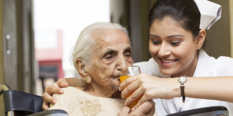 Daily Vitamin C Intake for Seniors | Best Old Age Home in Kolkata