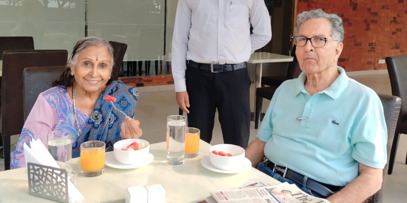 Incorporating Vitamin C into Senior Citizens Diets at Jagriti Dham | Best Old Age Home in Kolkata